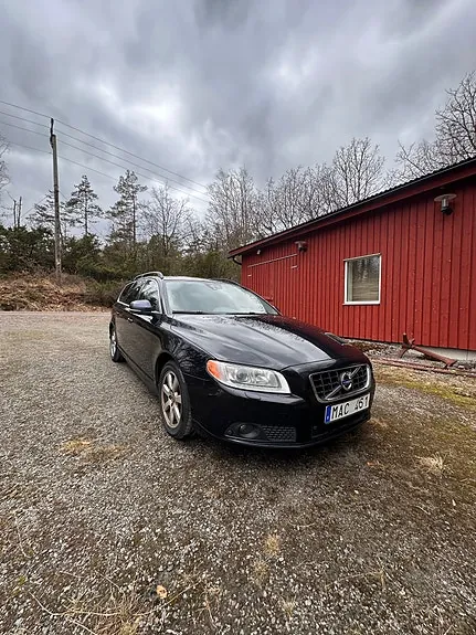 Volvo V70 2012 photo 5