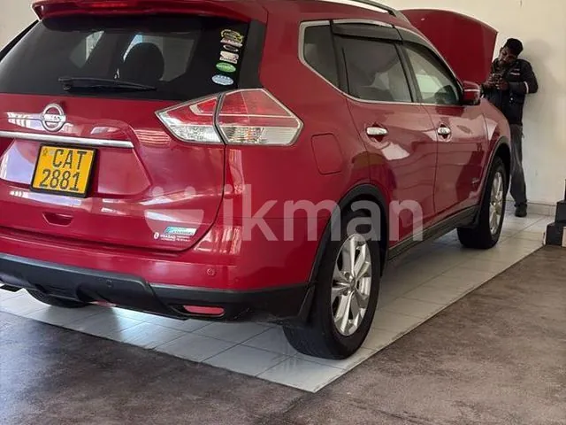 Nissan X-Trail 2015 photo 2