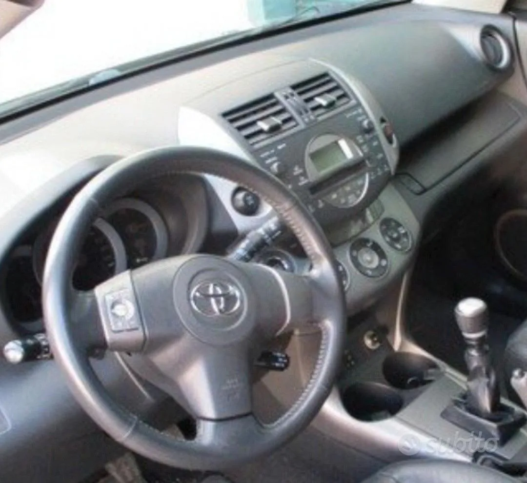 Toyota Rav4 2006 photo 3