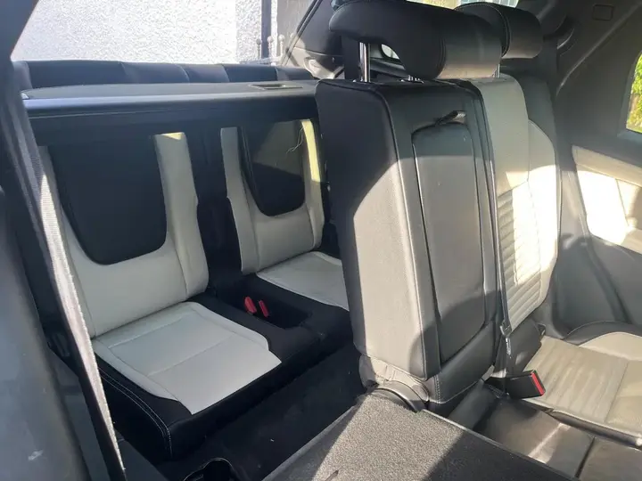 Land Rover Discovery Sport 2020 photo 5