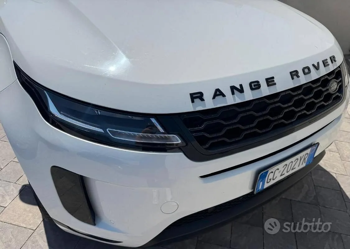 Land Rover Evoque 2020 photo 2