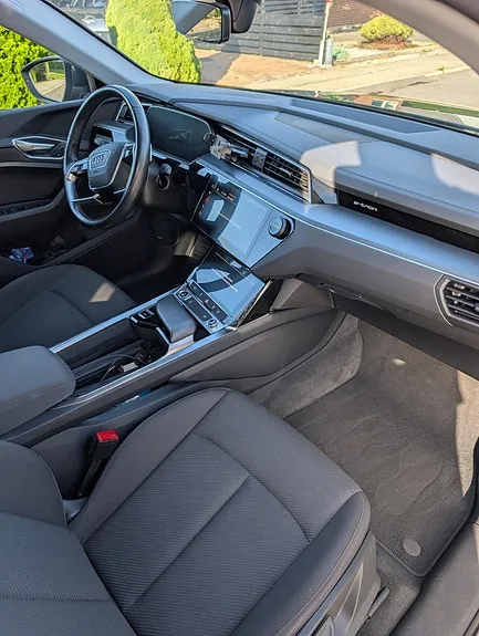Audi E-Tron 2021 photo 5