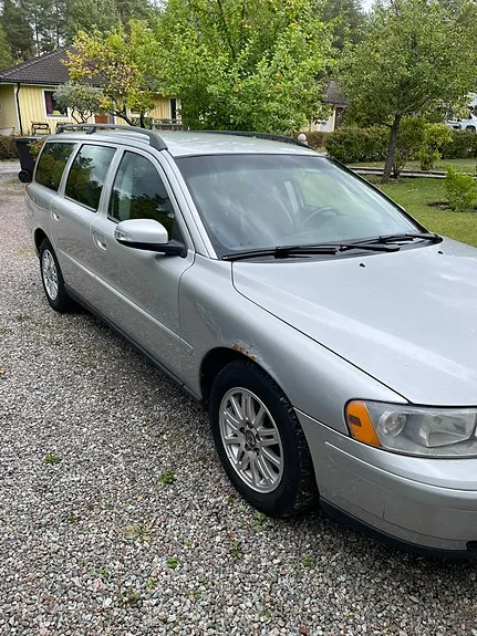 Volvo V70 2007 photo 2