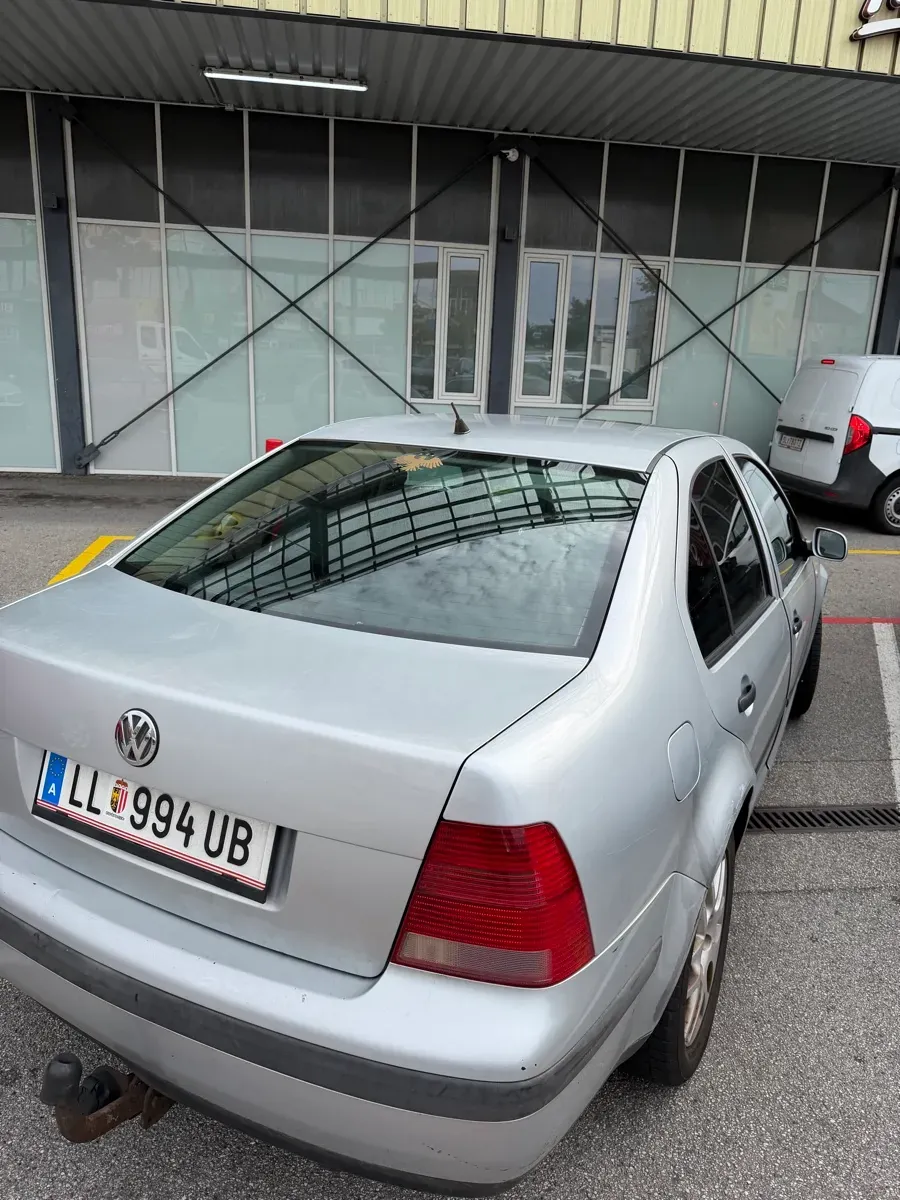 Volkswagen Bora 2003 photo 3