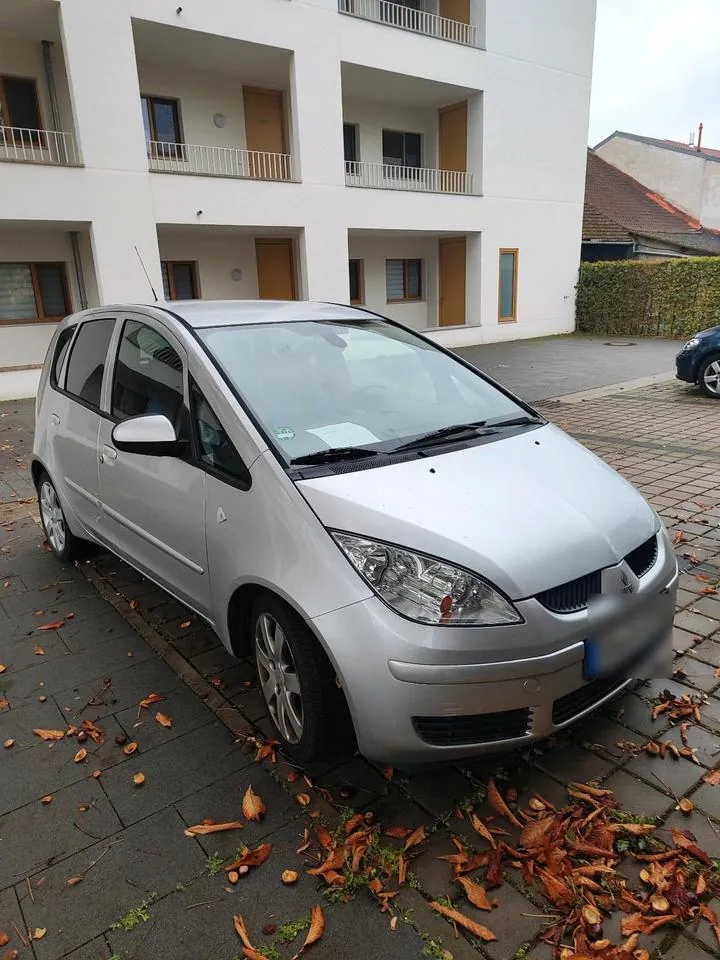Mitsubishi Colt