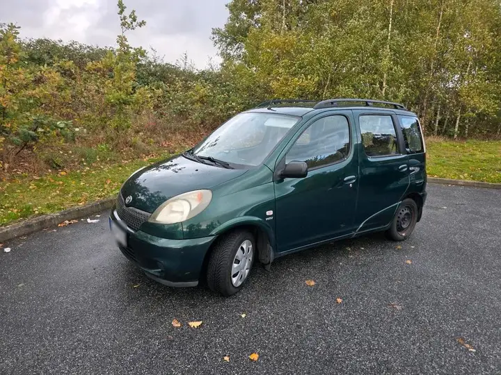 Toyota Yaris Verso