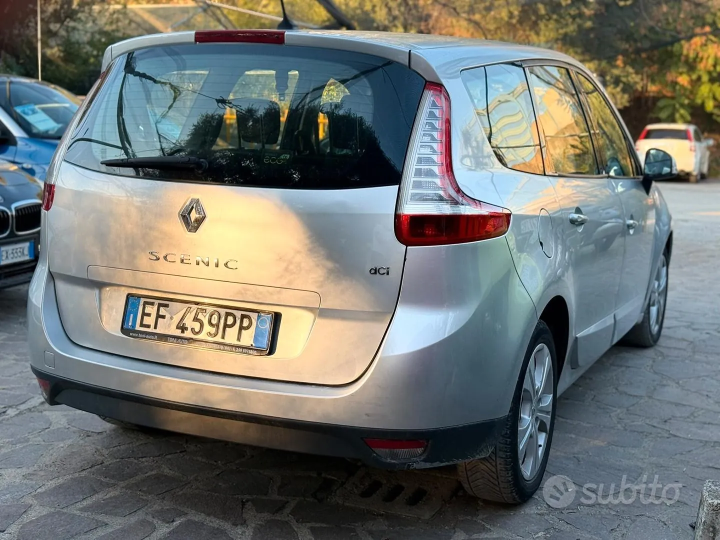 Renault Scenic 2010 photo 4