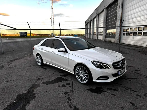 Mercedes-Benz E220 2014 photo 2