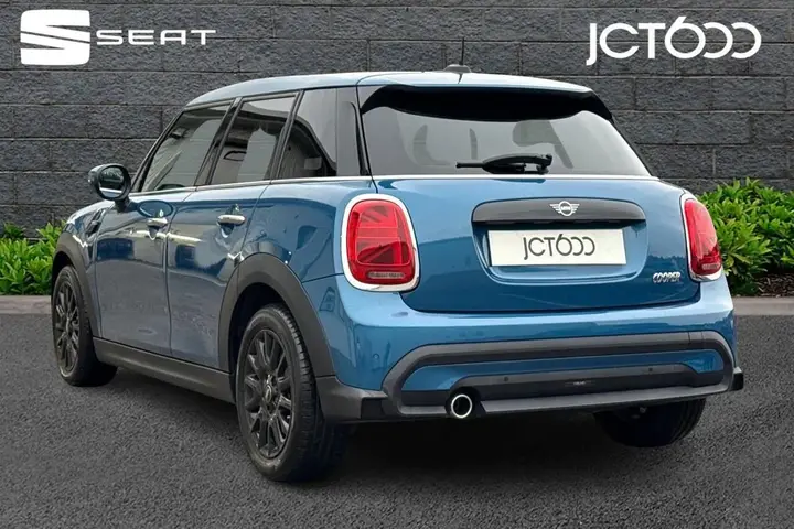 Mini Hatch 2023 photo 3