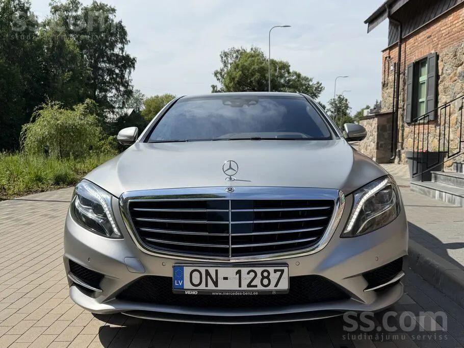 Mercedes-Benz S550