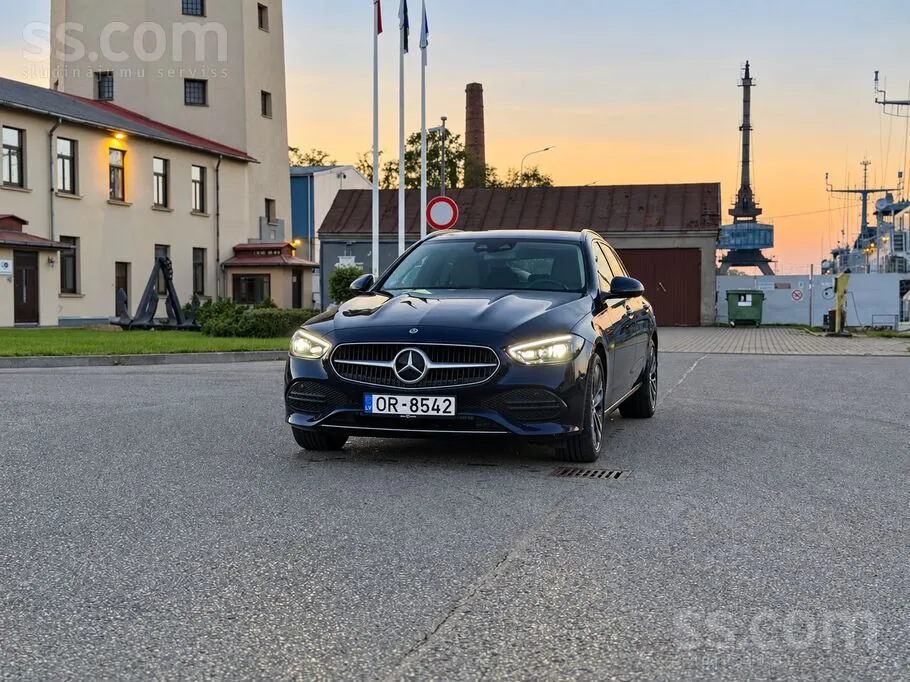 Mercedes-Benz C300 2022 photo 5