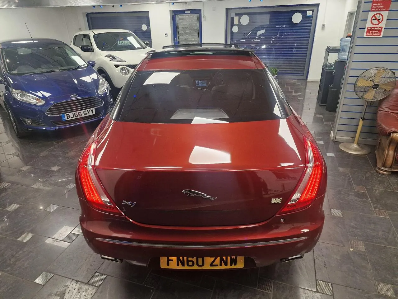 Jaguar Xj 2010 photo 4