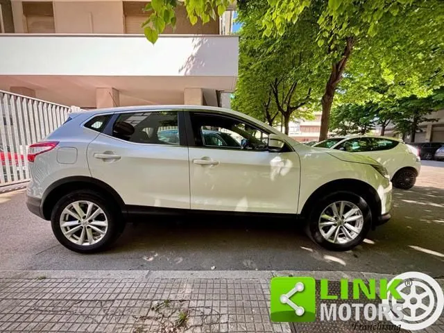 Nissan Qashqai 2014 photo 5