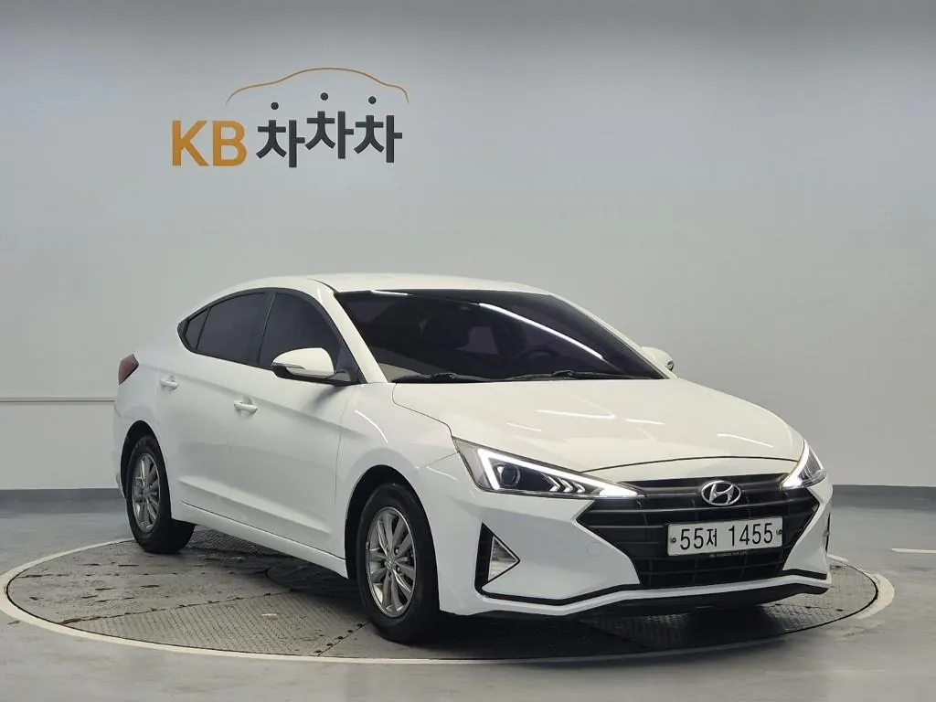 Hyundai Avante 2019 photo 4