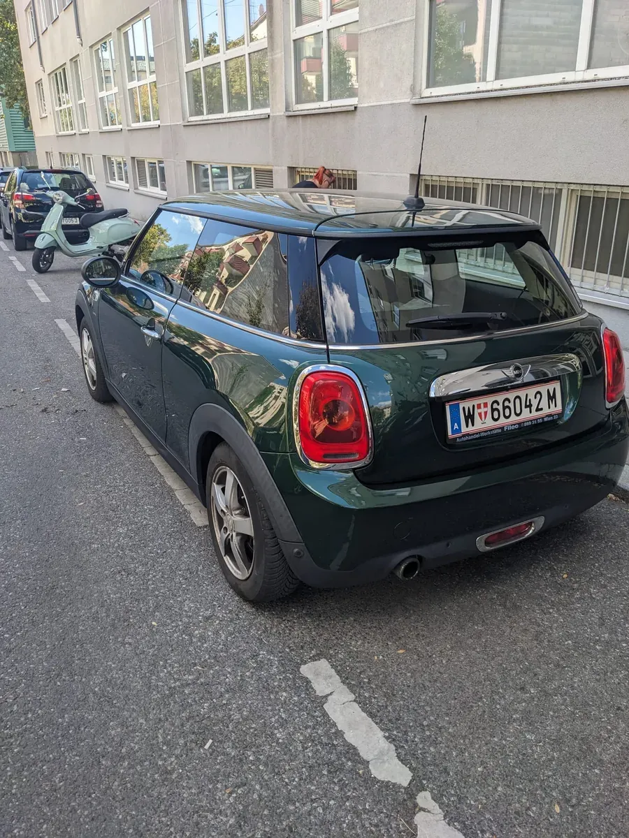 Mini Mini One F56 2014 photo 3