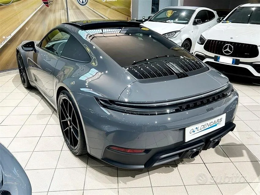 Porsche 911 Coupe 2026 photo 4