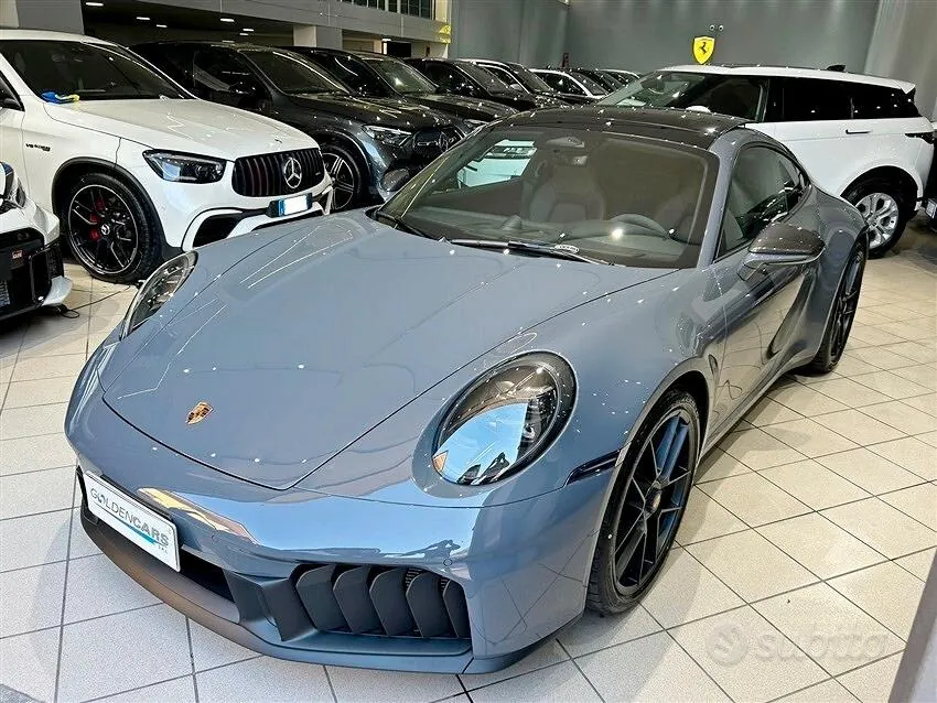 Porsche 911 Coupe 2026 photo 3