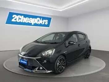 Toyota Aqua 2014 photo 2