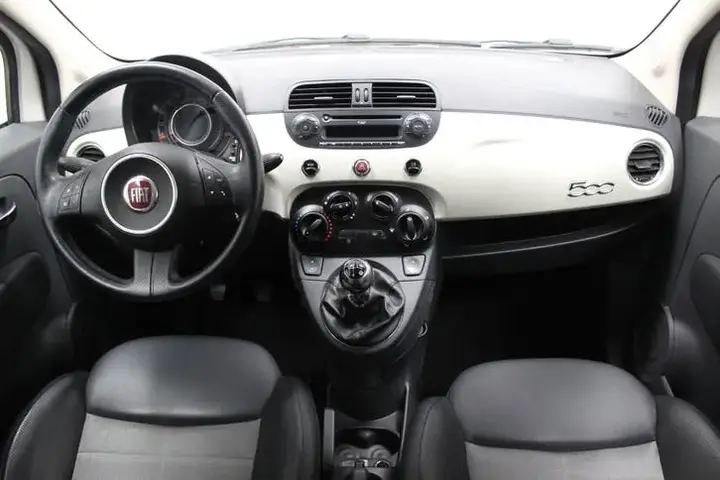 Fiat 500 2011 photo 2
