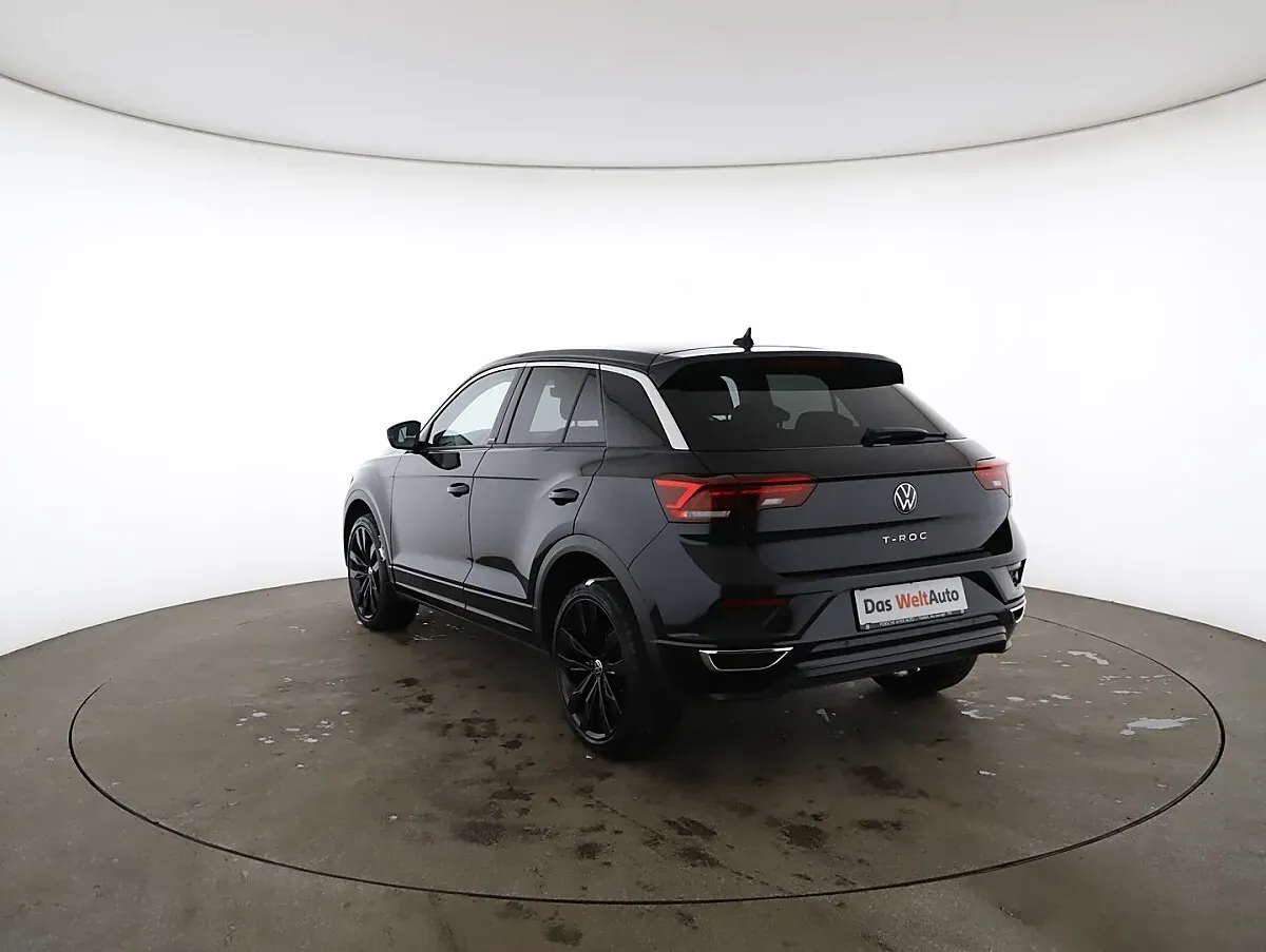 Volkswagen T-Roc 2021 photo 2
