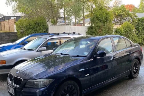 BMW 320I