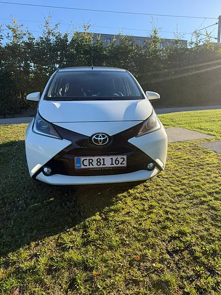 Toyota Aygo 2015 photo 2