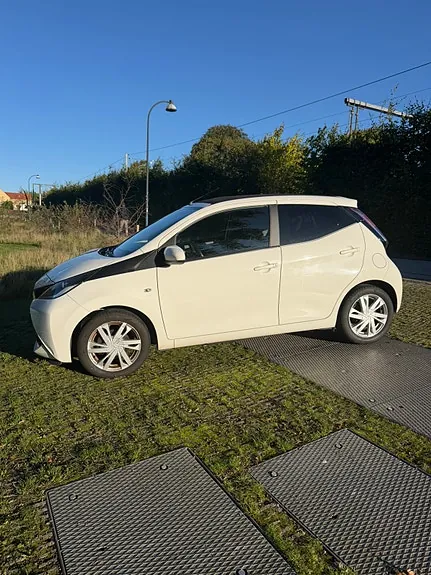 Toyota Aygo 2015 photo 4