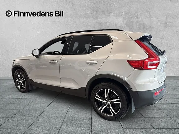 Volvo Xc40 2025 photo 4