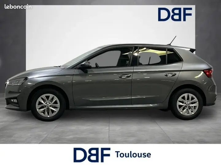 Skoda Fabia 2022 photo 2