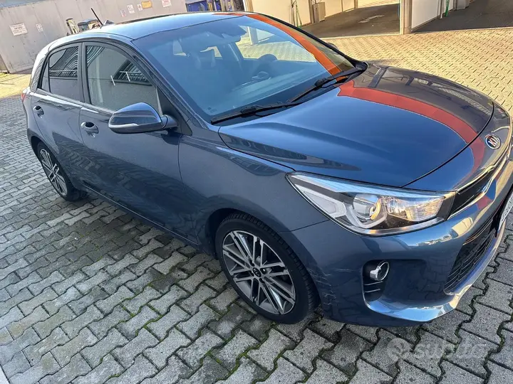 Kia Rio 2018 photo 5