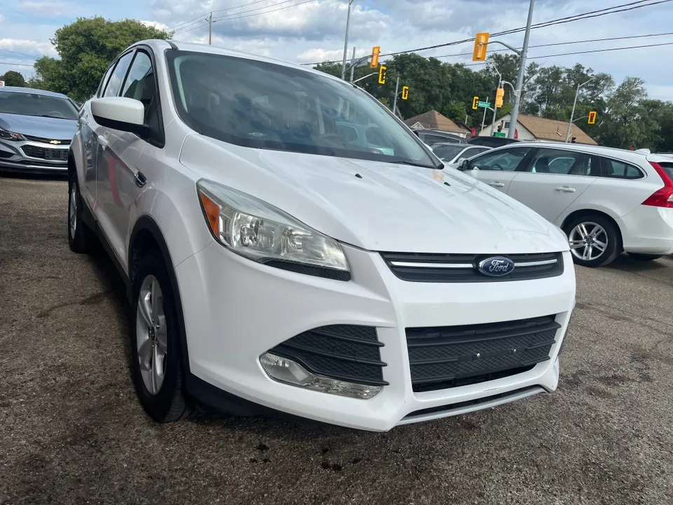 Ford Escape 2013 photo 3