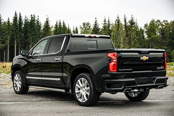 Chevrolet Silverado 1500 2023 photo 3