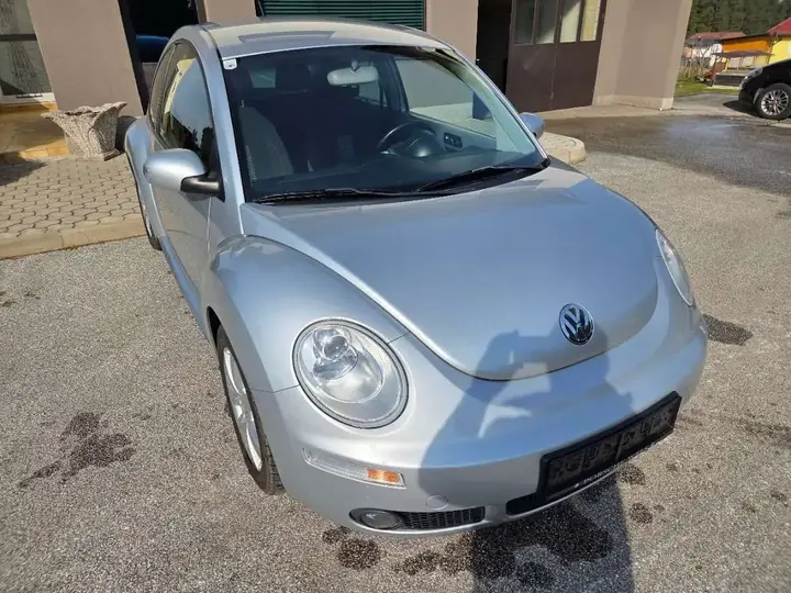 Volkswagen Beetle 2008 photo 2