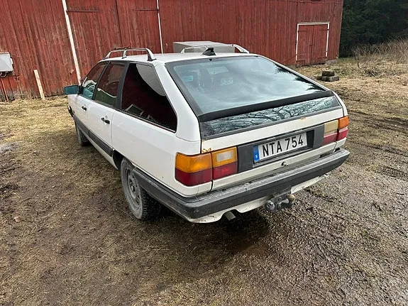 Audi 100 1988 photo 4
