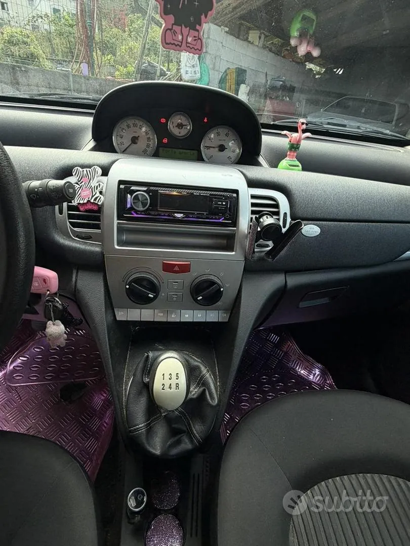 Lancia Ypsilon 2010 photo 5