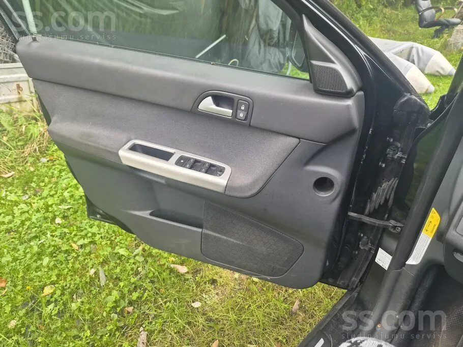 Volvo V50 2005 photo 5