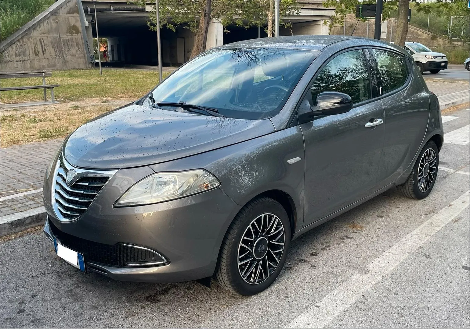 Lancia Ypsilon 2012 photo 4