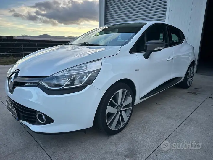 Renault Clio 2015 photo 3