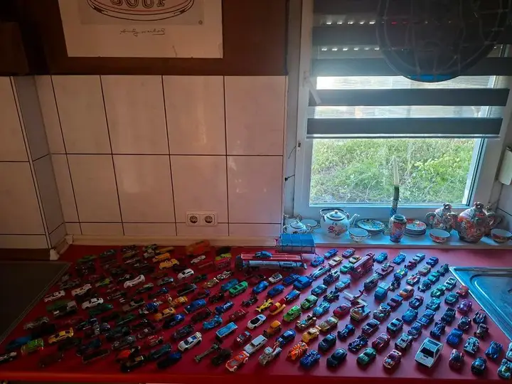 Hot Wheels Siku Matchbox Vintage Collection Autos