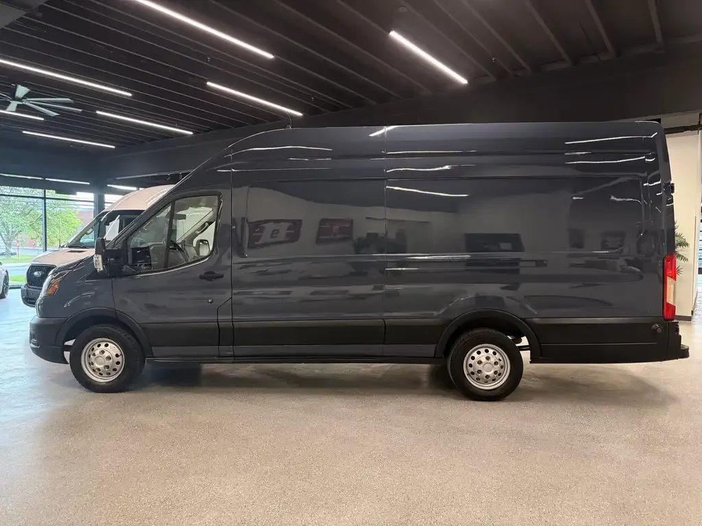 Ford Transit 2021 photo 2