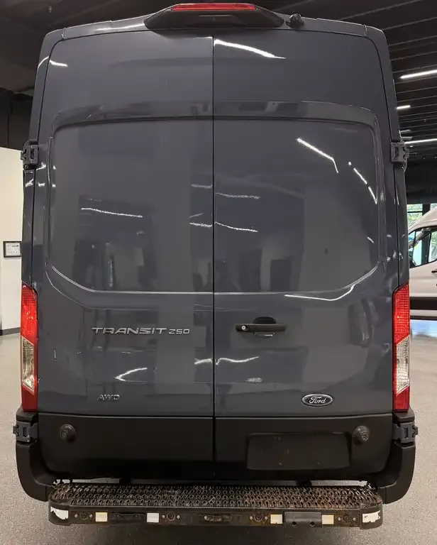 Ford Transit 2021 photo 4