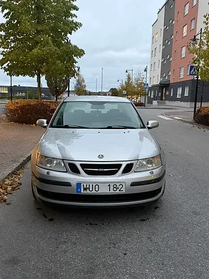 Saab 9-3 2005 photo 3