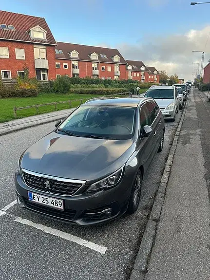 Peugeot 308 2018 photo 3