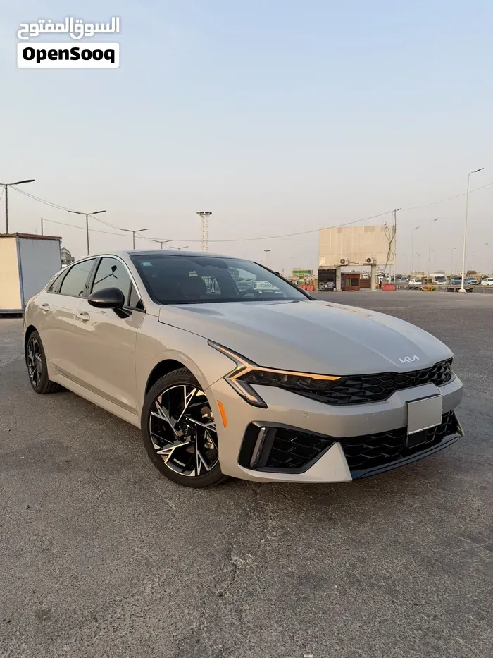 Kia K5 2025 photo 2