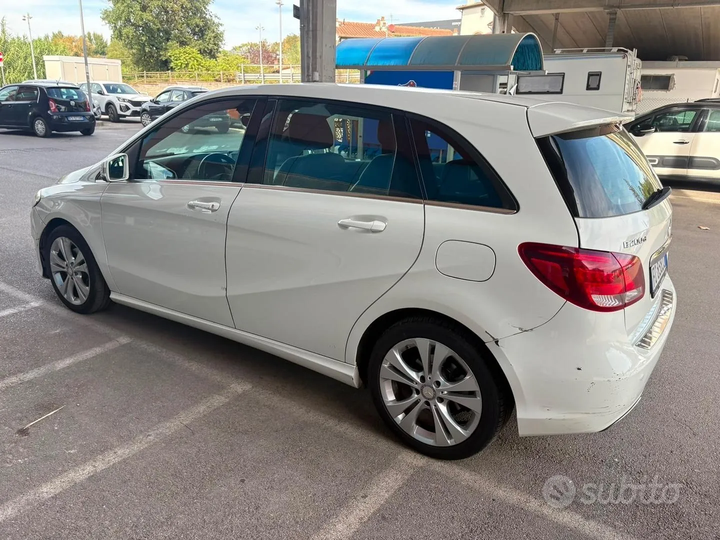 Mercedes-Benz B 200 2016 photo 4