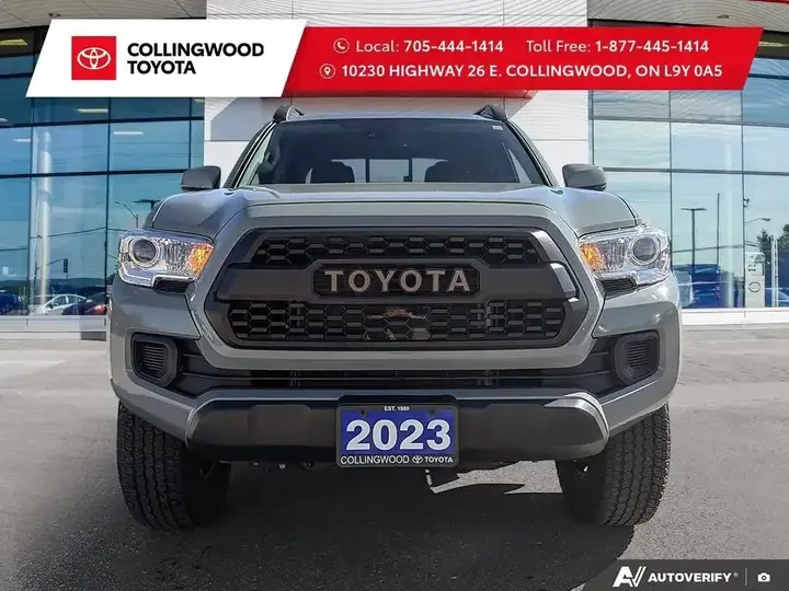 Toyota Tacoma 2023 photo 2