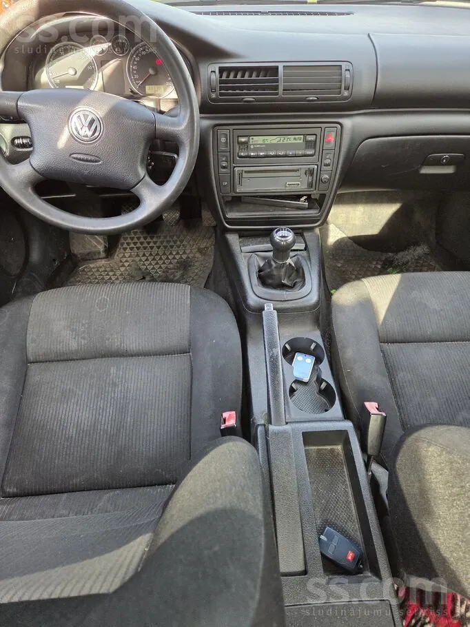 Volkswagen Passat 2002 photo 5