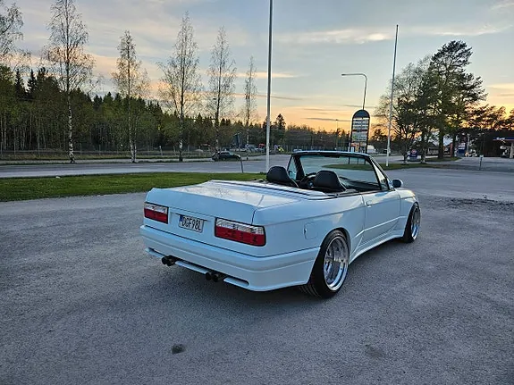 BMW 325I 1987 photo 4