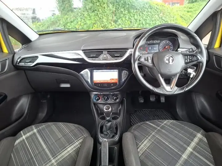 Vauxhall Corsa 2015 photo 3