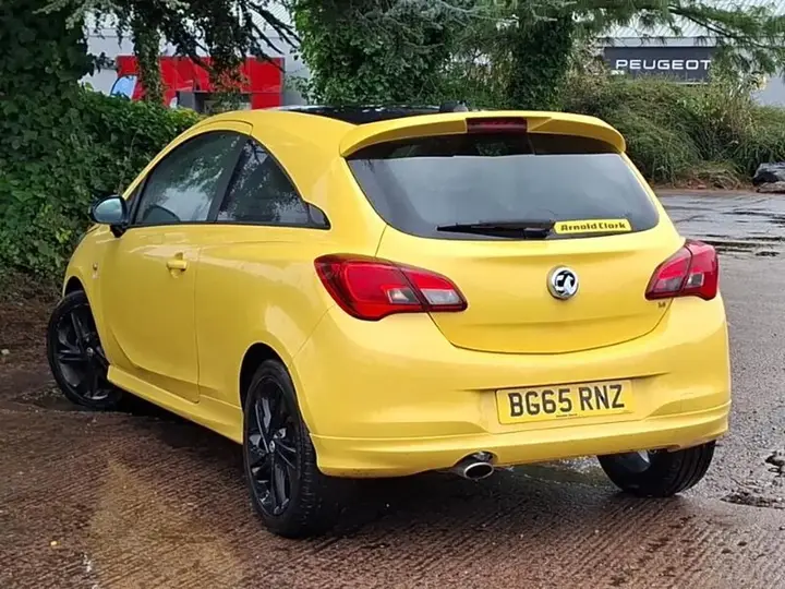 Vauxhall Corsa 2015 photo 2